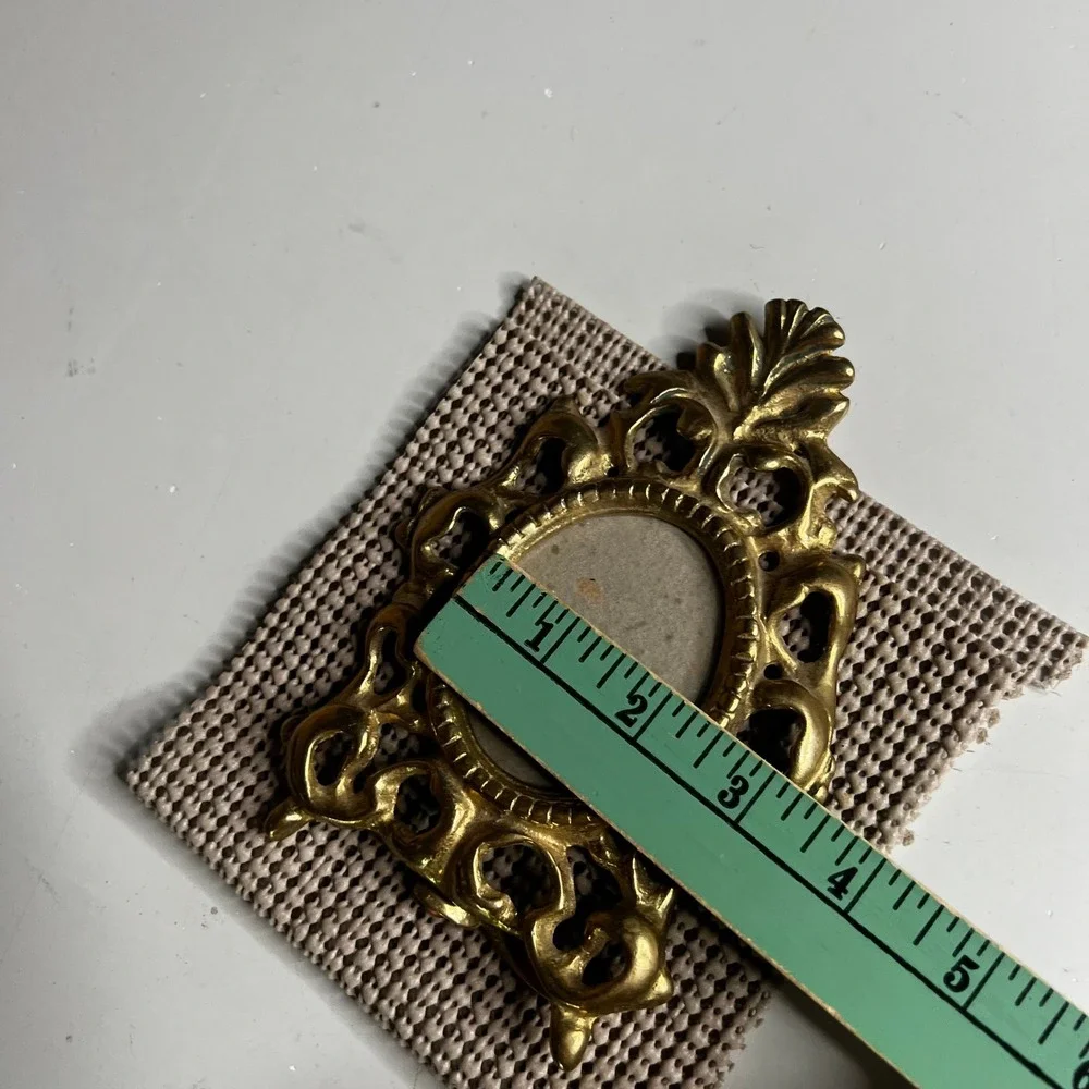 Vintage Ornate Brass Oval Picture Frame Filigree Scroll Tabletop 4.5 Inch